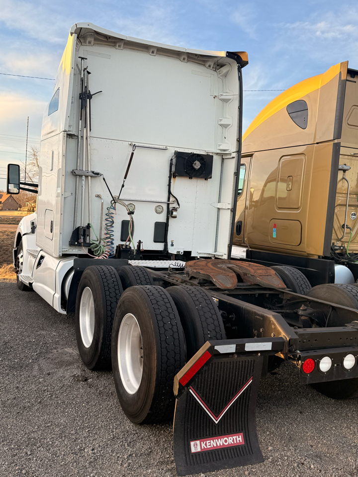 Kenworth T680  2016