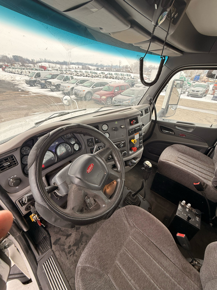 Peterbilt 367  2016