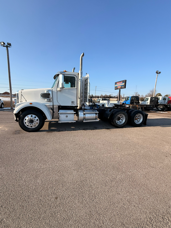Freightliner Coronado 132  2014