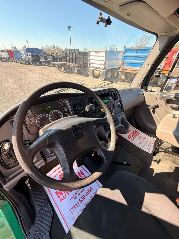 Freightliner M2  2016