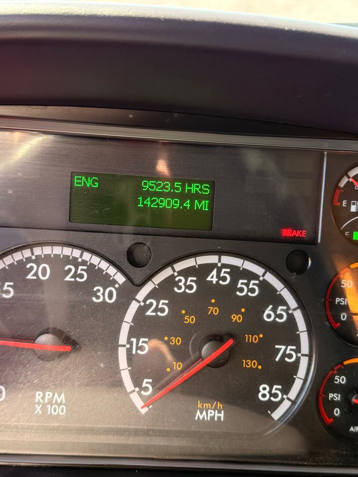 Freightliner M2  2016