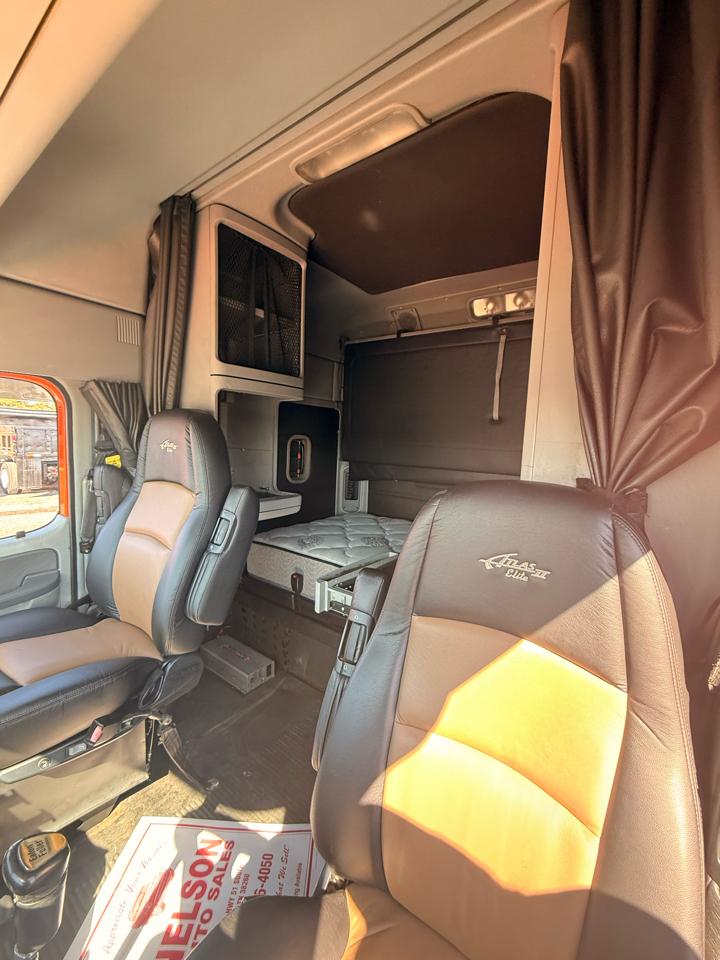 Freightliner Century  2006