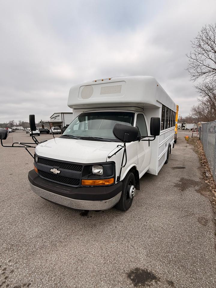 Chevrolet G-Series Van  2009
