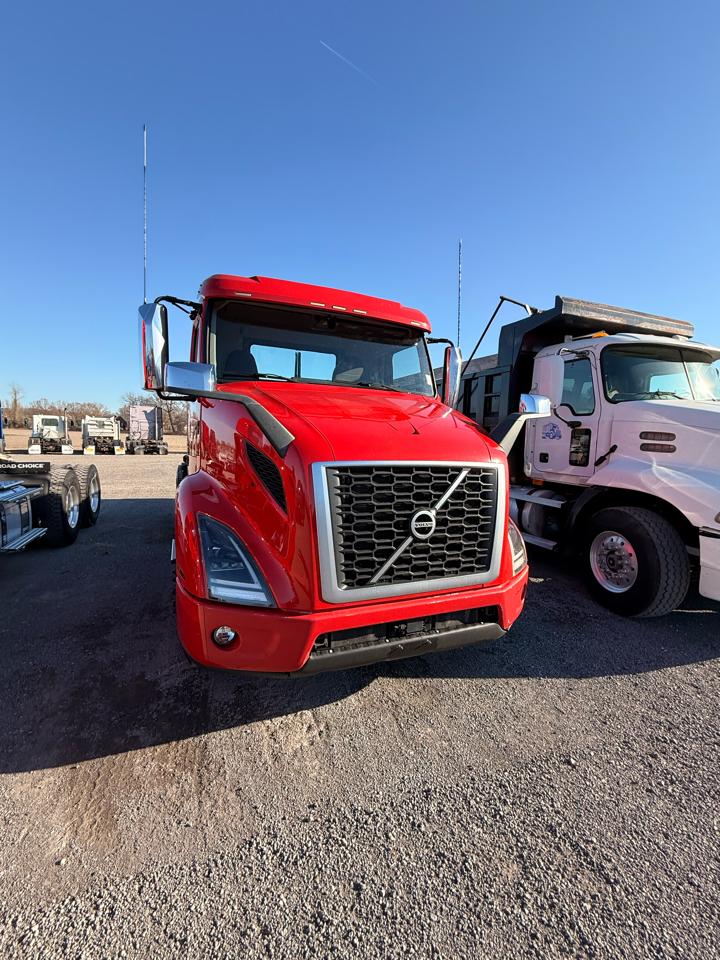 Volvo VNR  2022