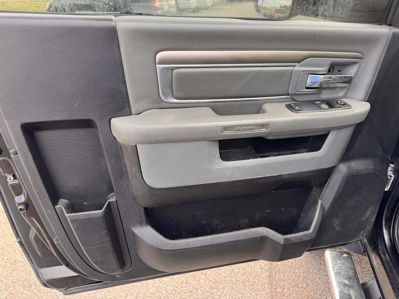 RAM 5500 2WD Reg Cab 204" WB 120" CA SLT 2016