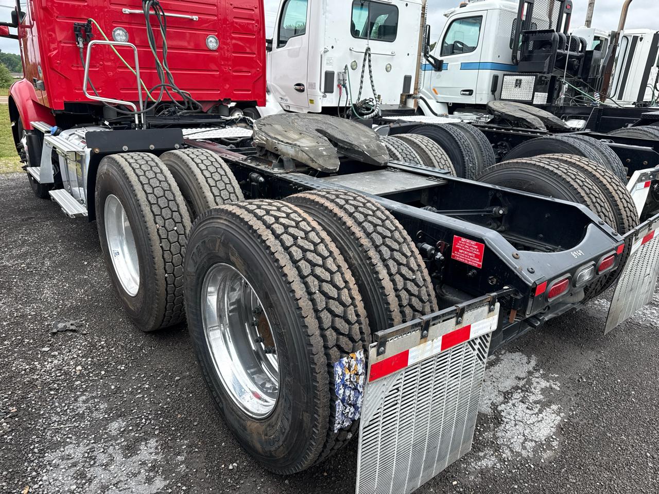 Volvo VNR  2022