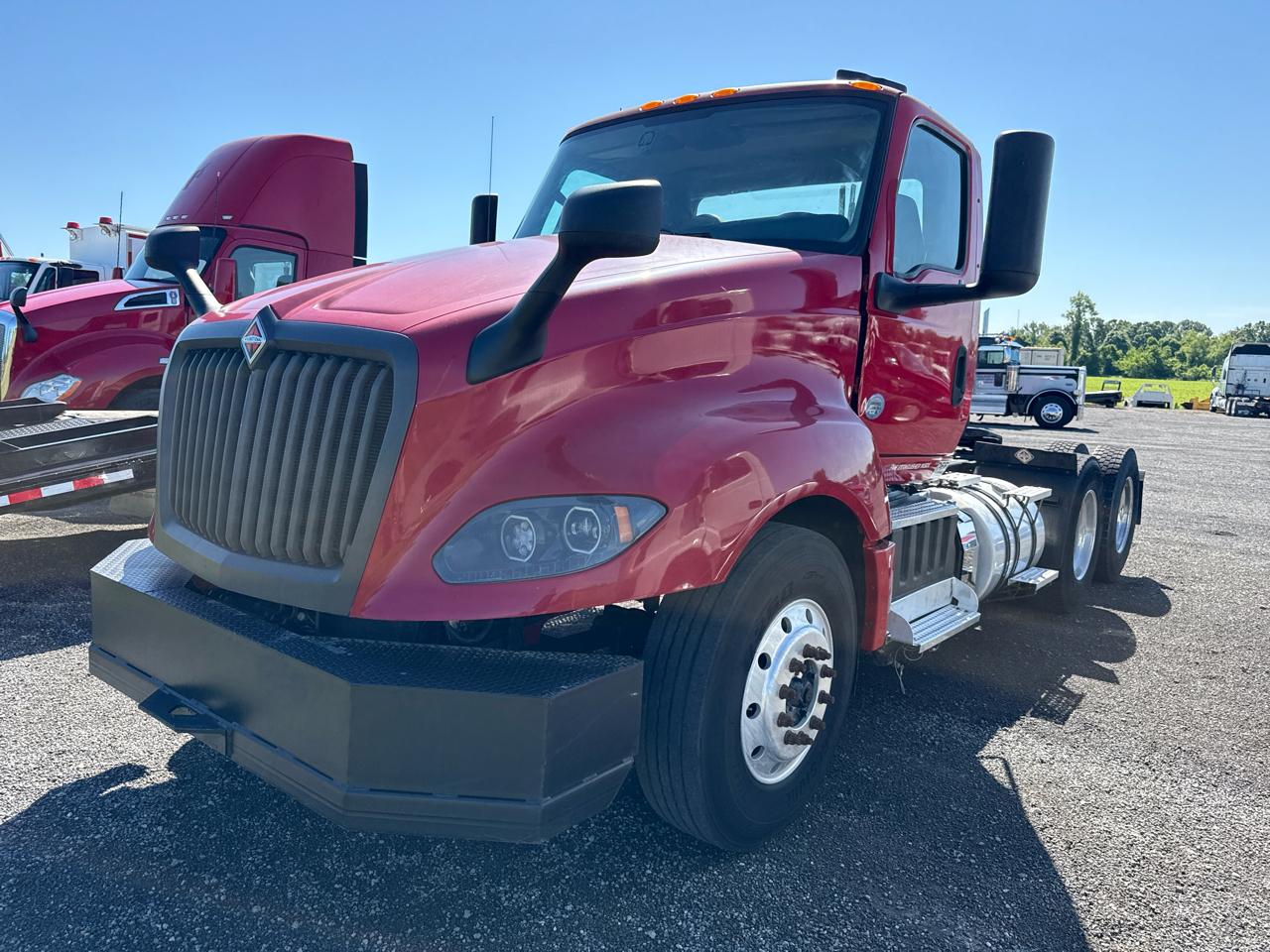 International LT  2019