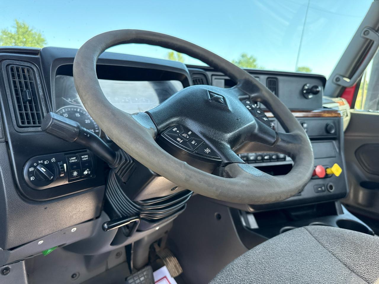 International LT  2019