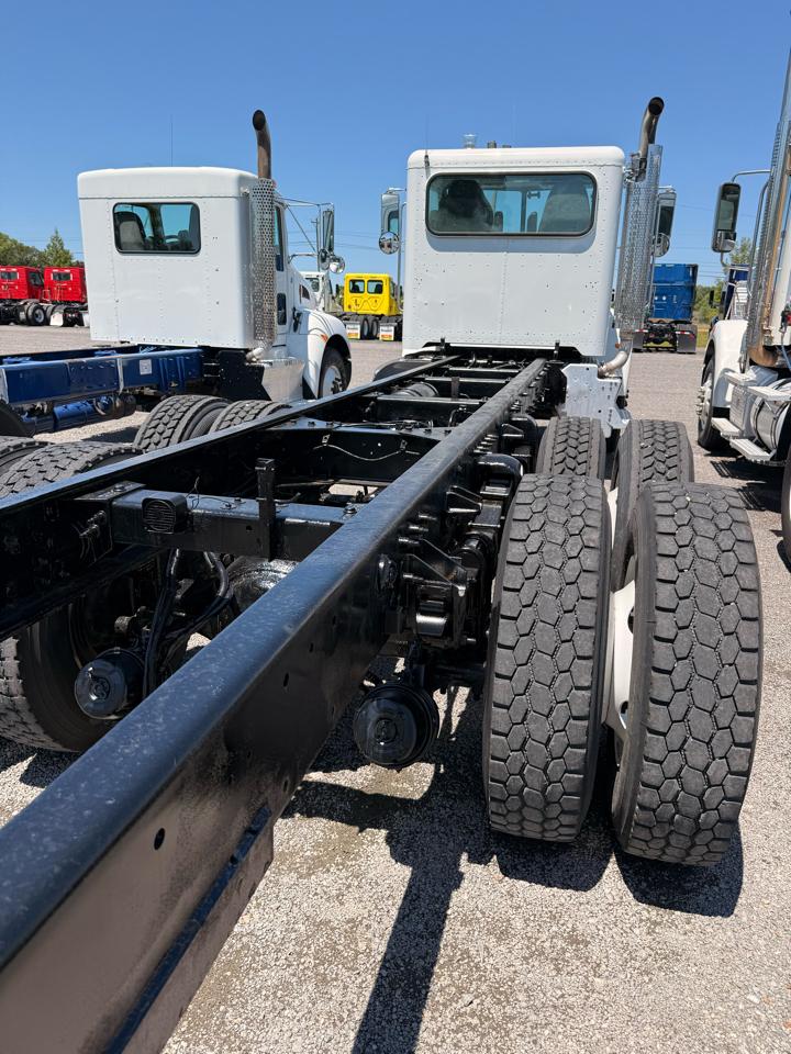 Peterbilt 348  2014