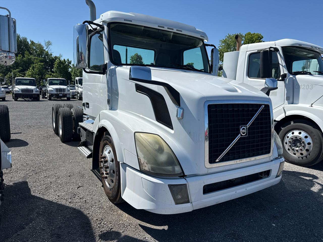 Volvo VNL  2016
