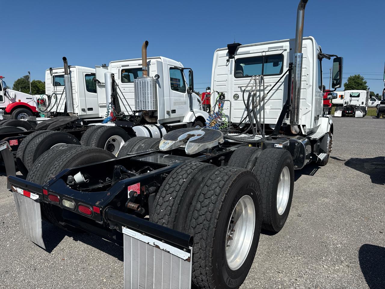Volvo VNL  2016