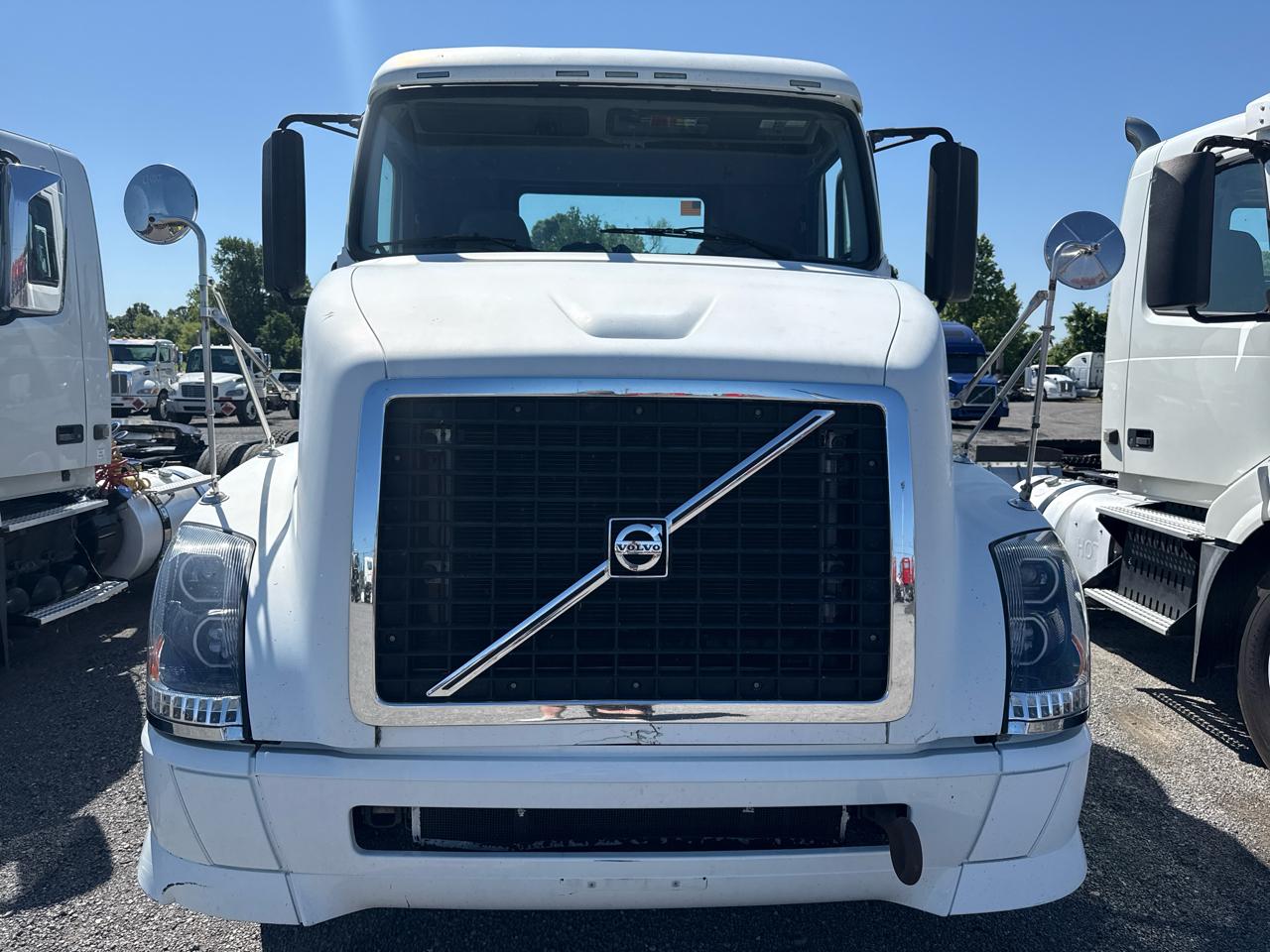 Volvo VNL  2012