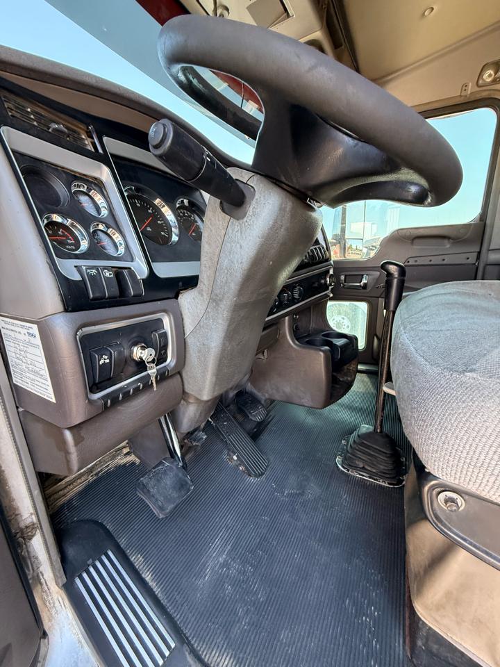 Kenworth T600  2008