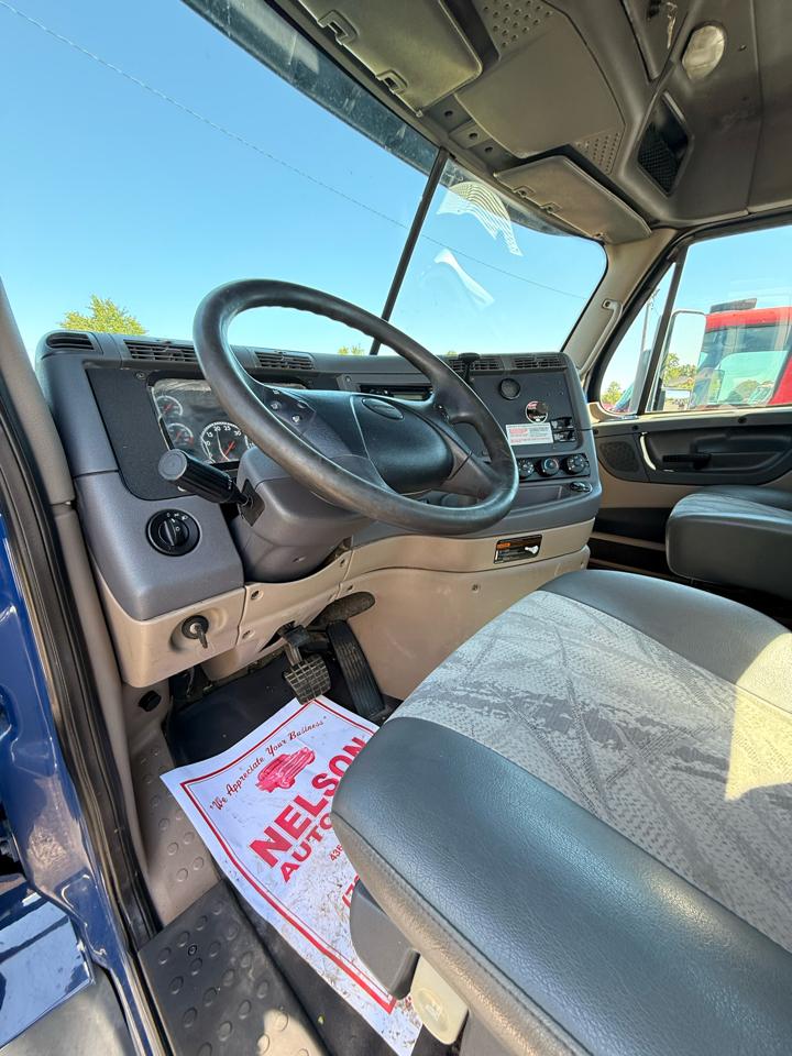 Freightliner Cascadia  2013