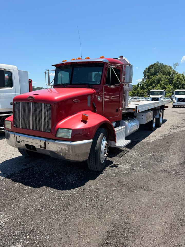 Peterbilt 330  1998