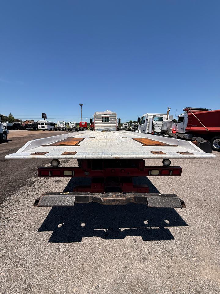 Peterbilt 330  1998