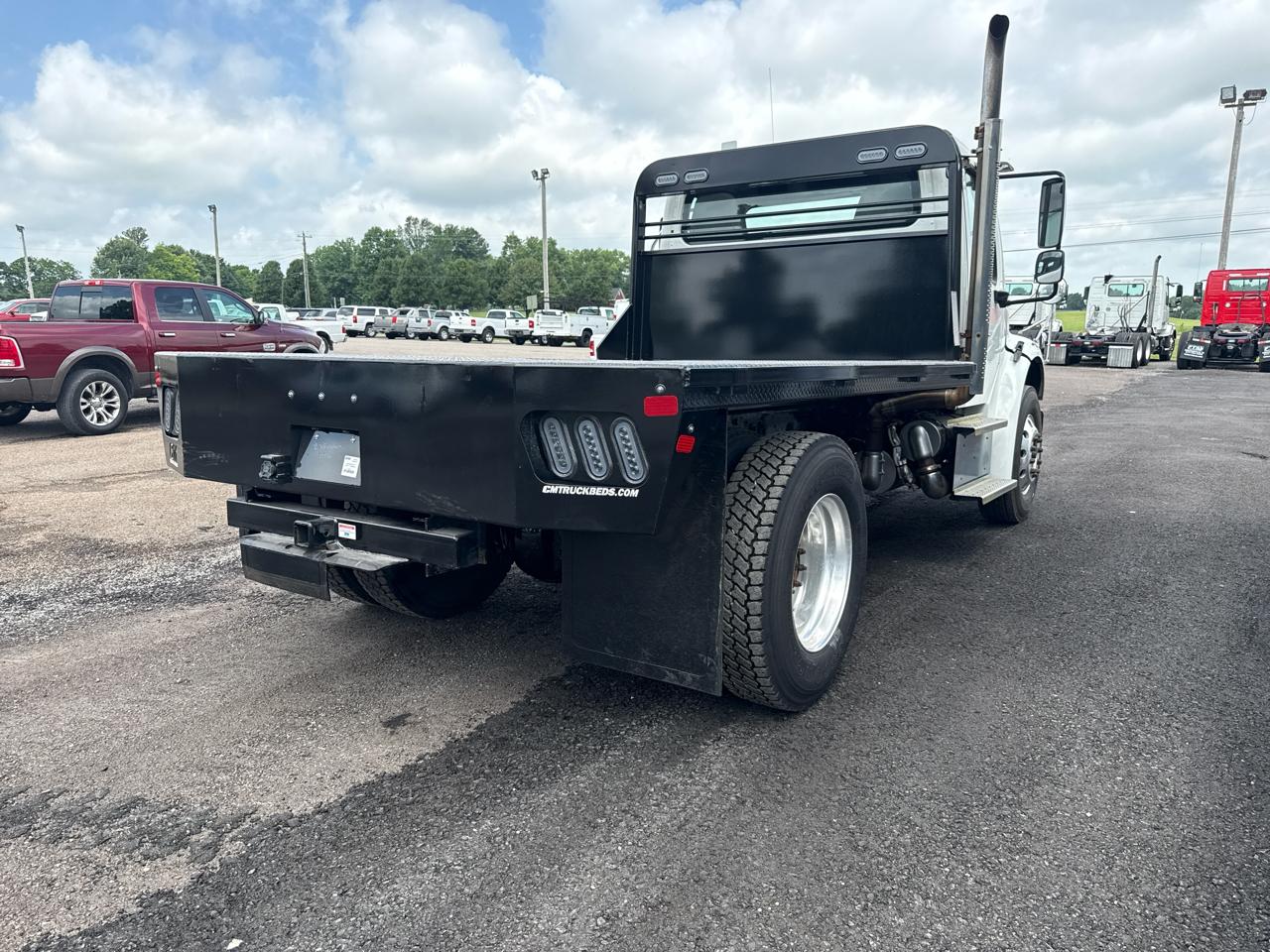 Freightliner M2  2015