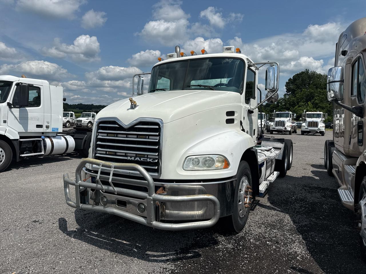 Mack CXU613  2015