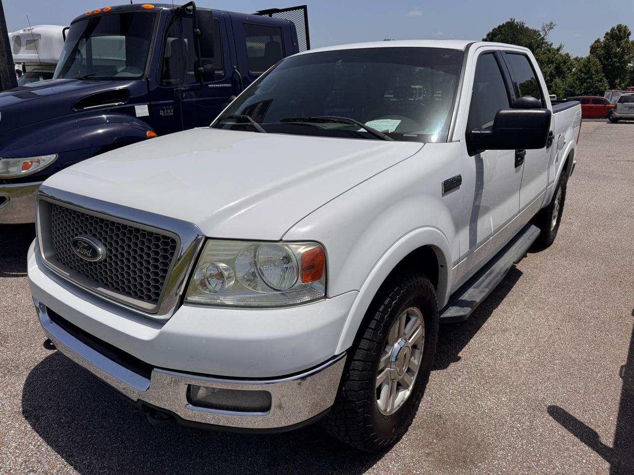 2004 Ford F-150 SuperCrew 139" Lariat 4WD