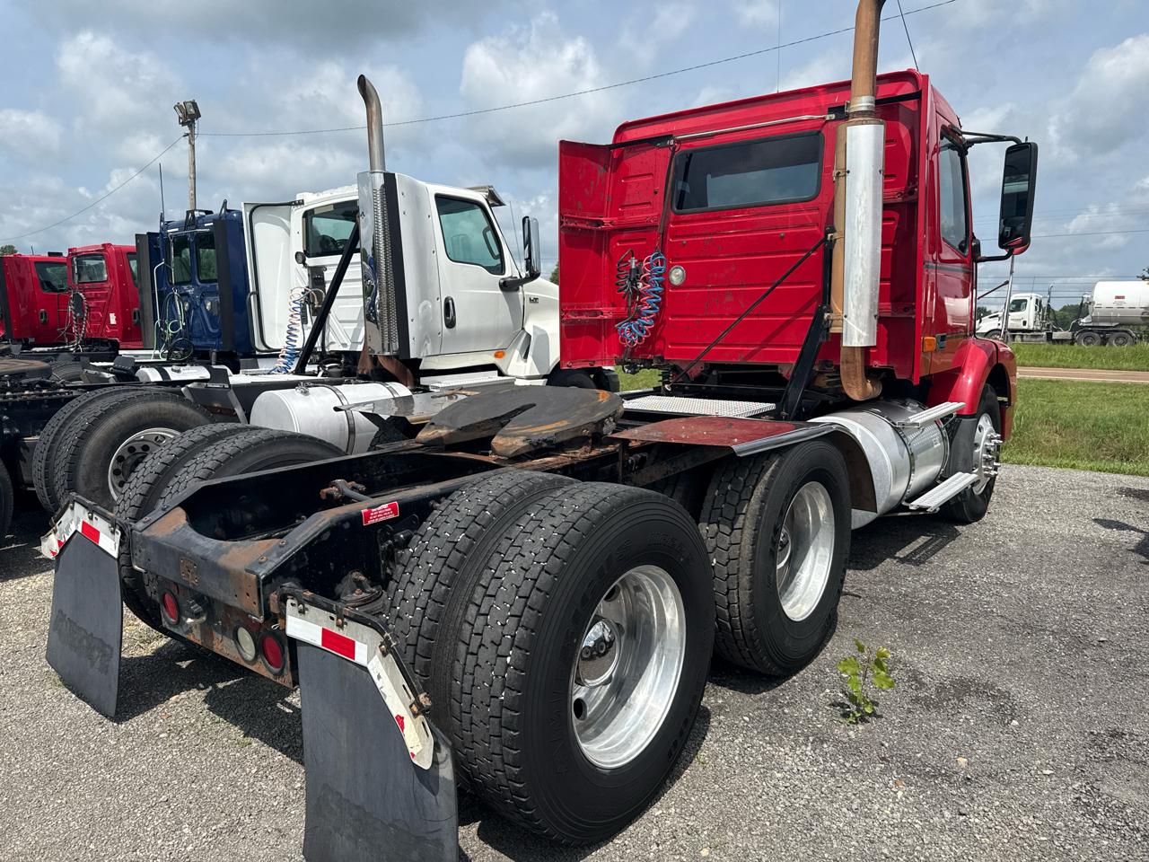 Volvo VNL  2006