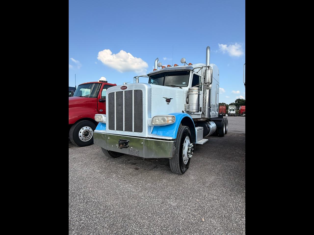 Peterbilt 389  2015