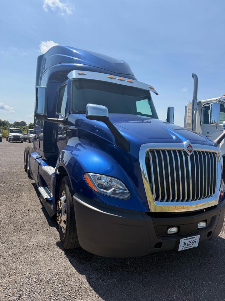 International LT Series  2020