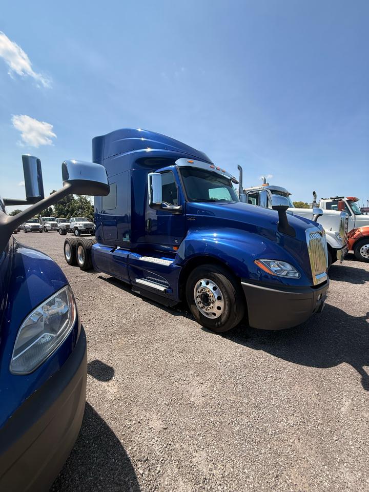 International LT Series  2020