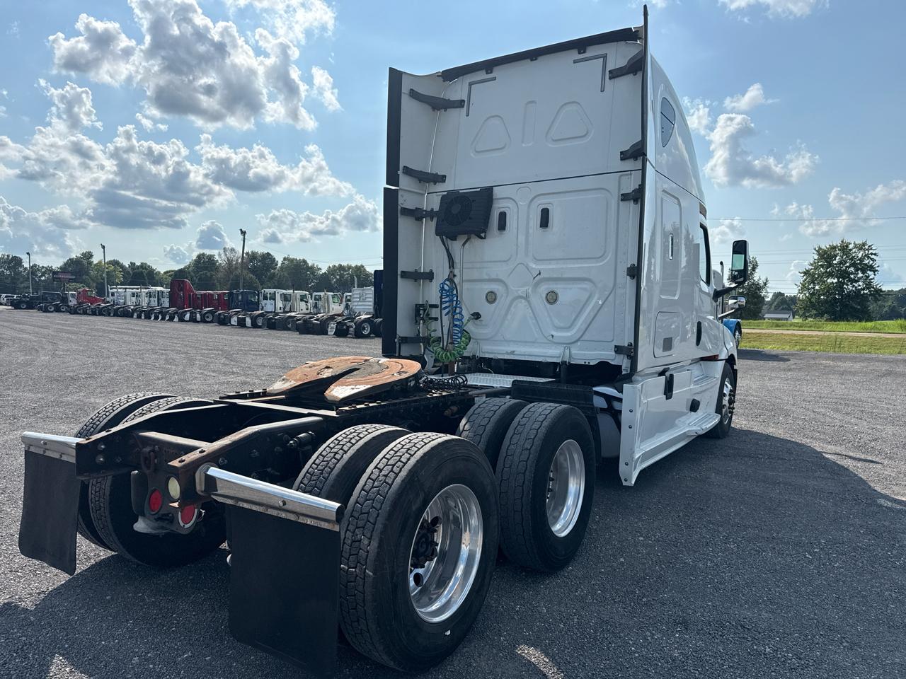 Freightliner Cascadia  2020