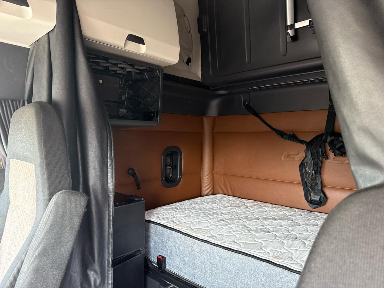 Freightliner Cascadia  2020
