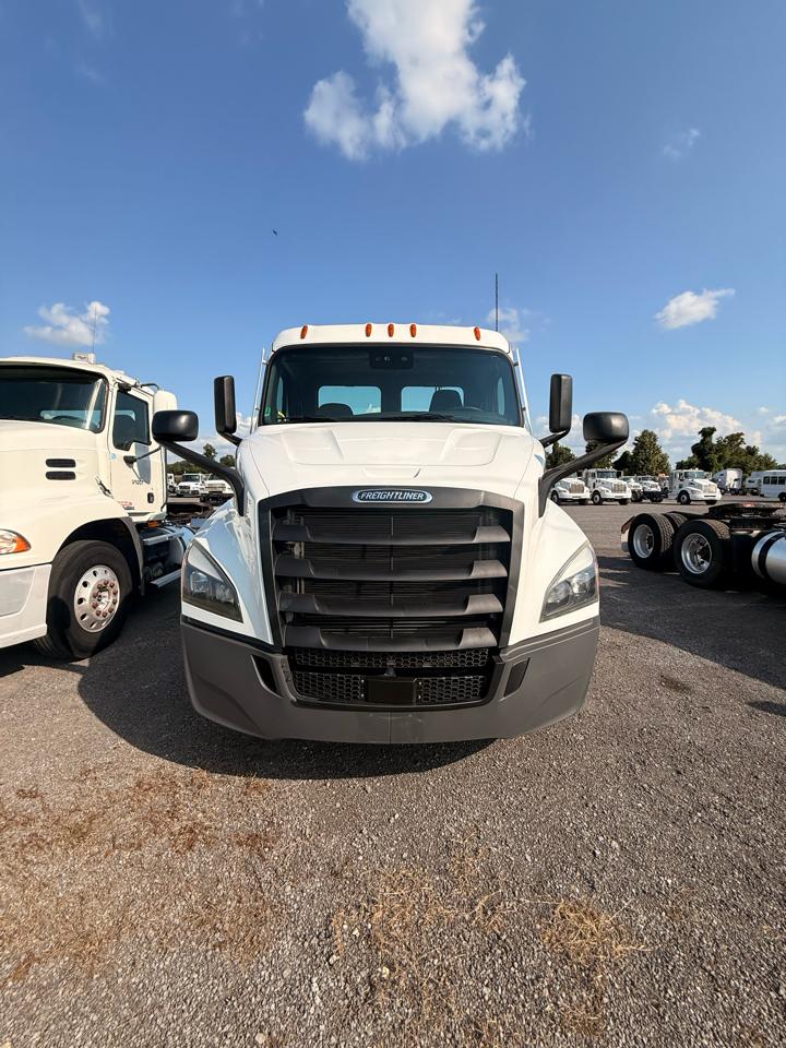 Freightliner Cascadia  2021
