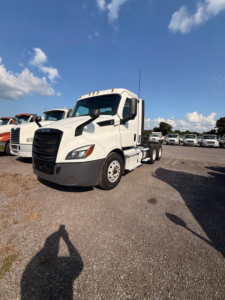 Freightliner Cascadia  2021