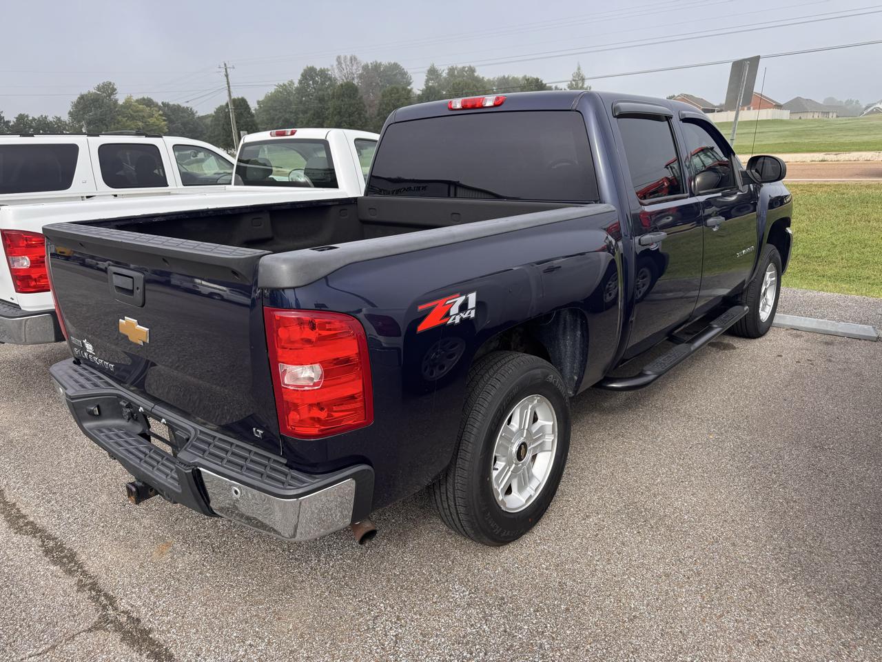 Chevrolet Silverado 1500 4WD Crew Cab 143.5" LT 2012