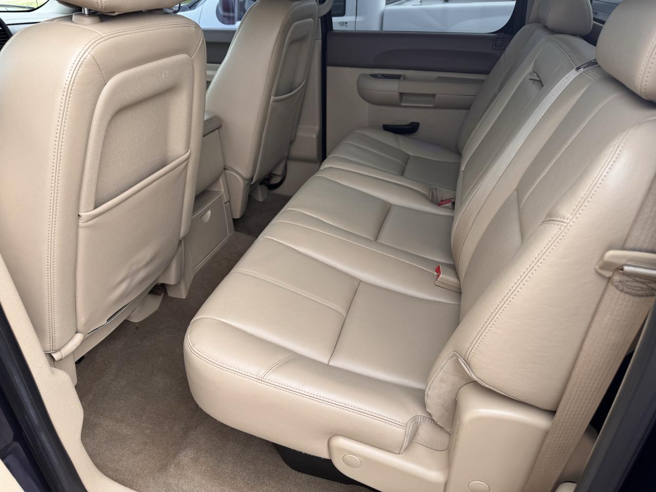 Chevrolet Silverado 1500 4WD Crew Cab 143.5" LT 2012