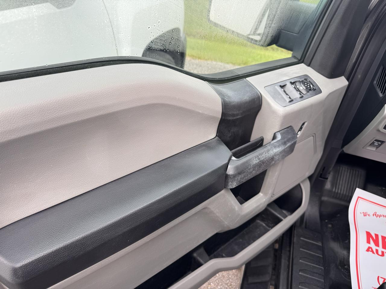 Ford F-150 2WD Supercab 163" XL 2015