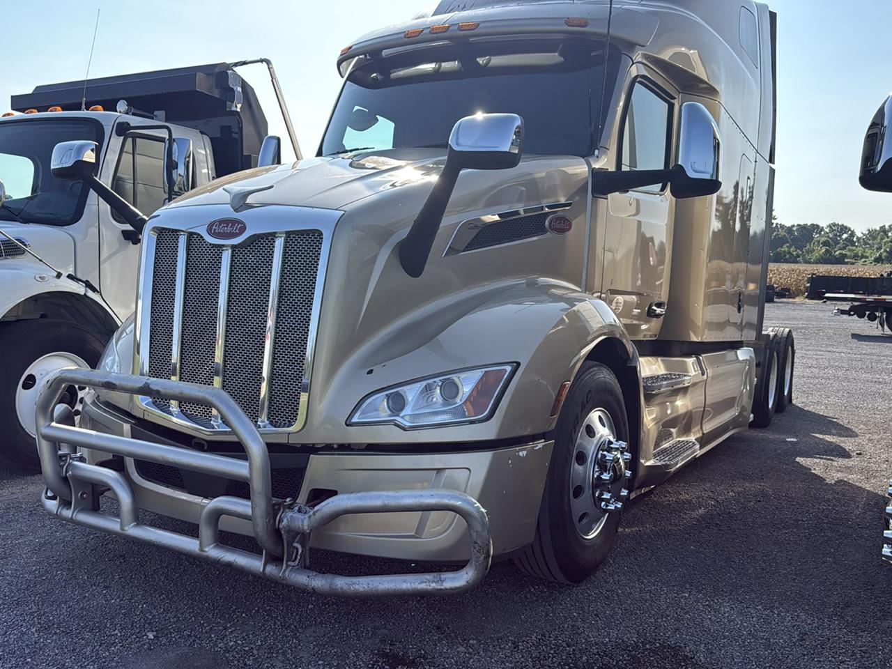 Peterbilt 579  2023