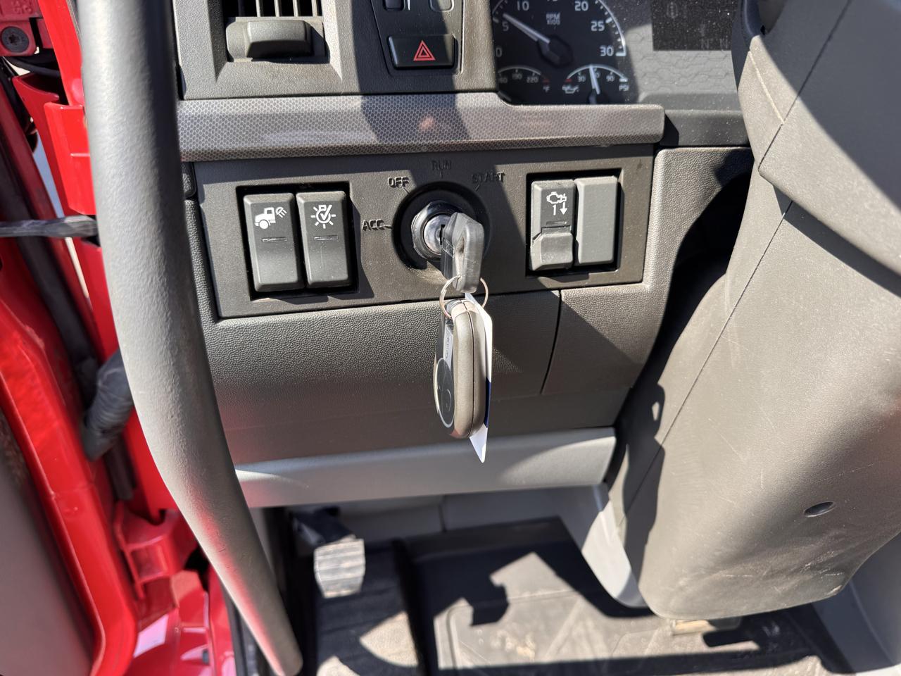 Volvo VNL  2022
