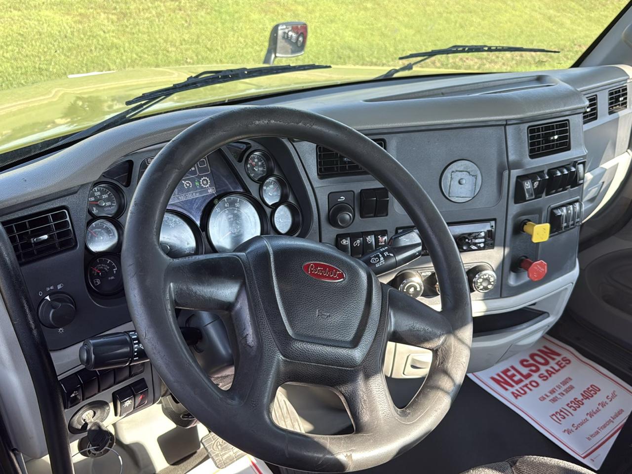 Peterbilt 579  2021