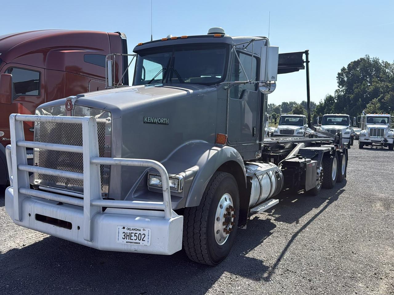 Kenworth T6 Series  2011