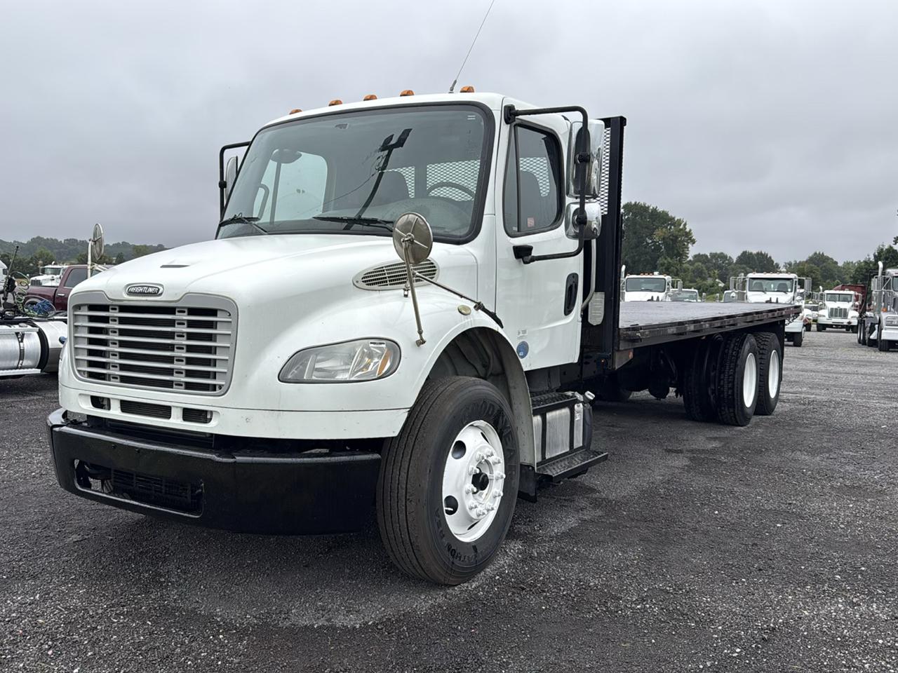 Freightliner M2 Medium Duty  2015