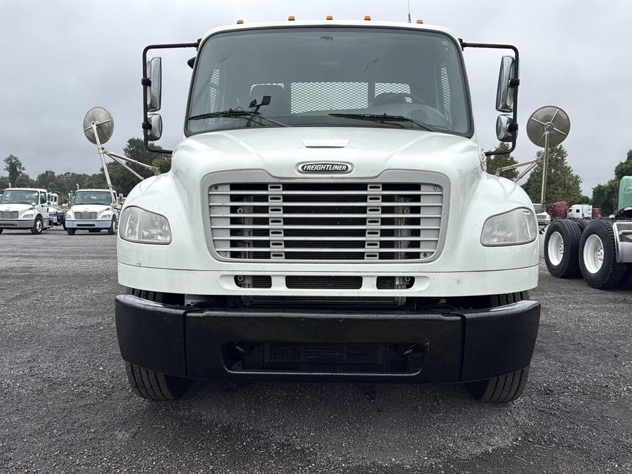 Freightliner M2 Medium Duty  2015