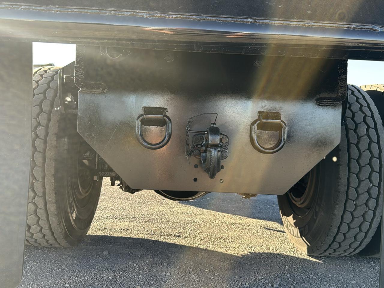Peterbilt 337  2014
