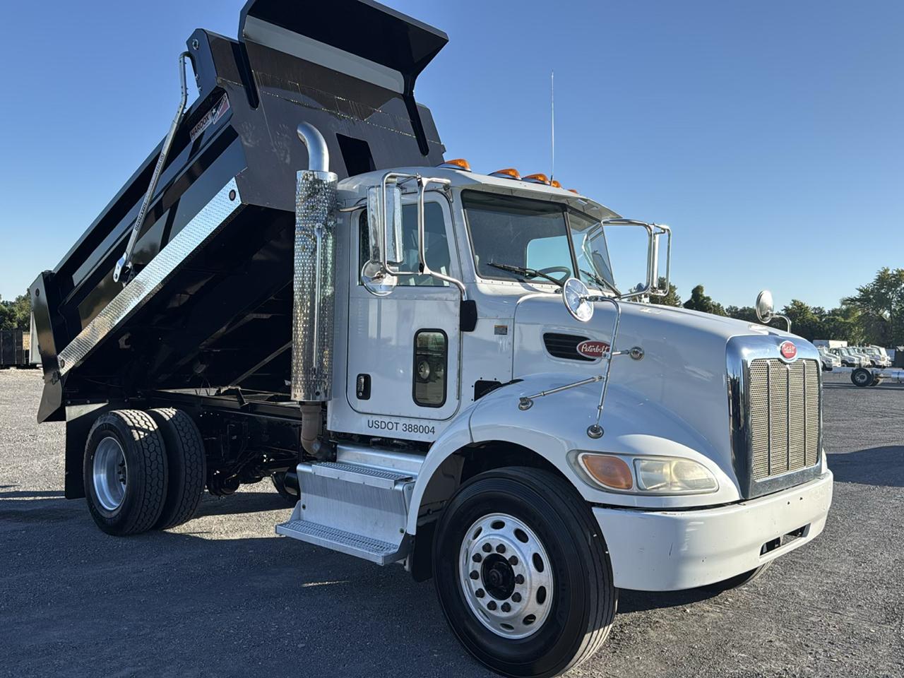 Peterbilt 337  2014