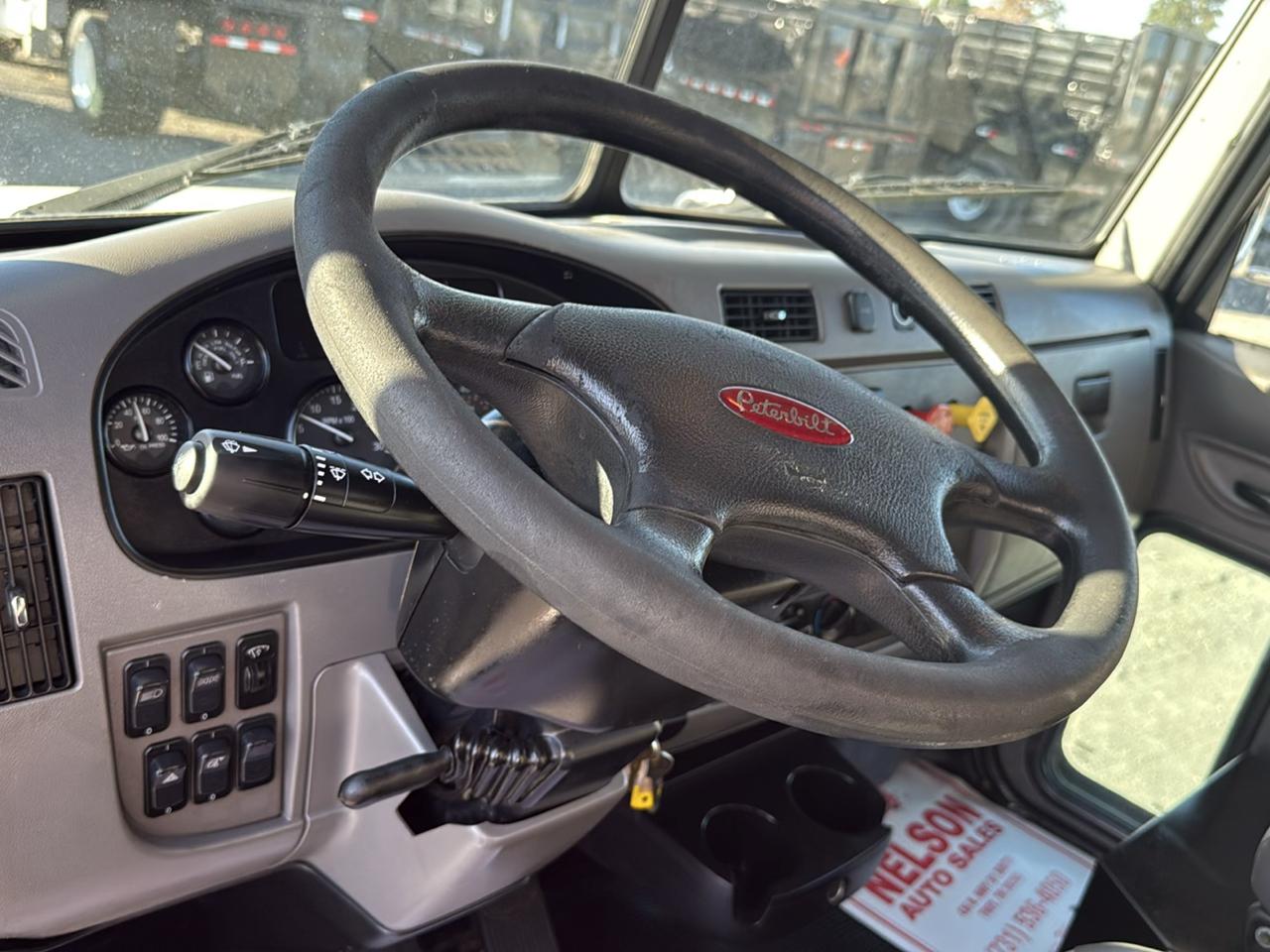 Peterbilt 337  2014