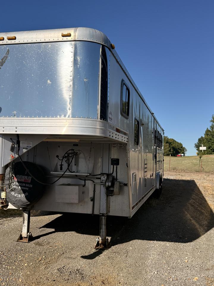 Featherlite Trailers 9651 Horse Trailer  2005