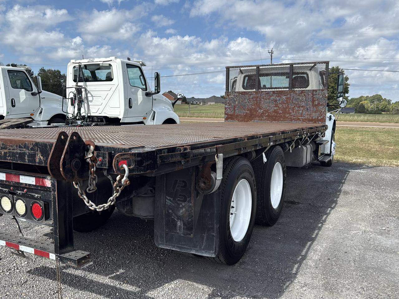 Freightliner M2 Medium Duty  2015