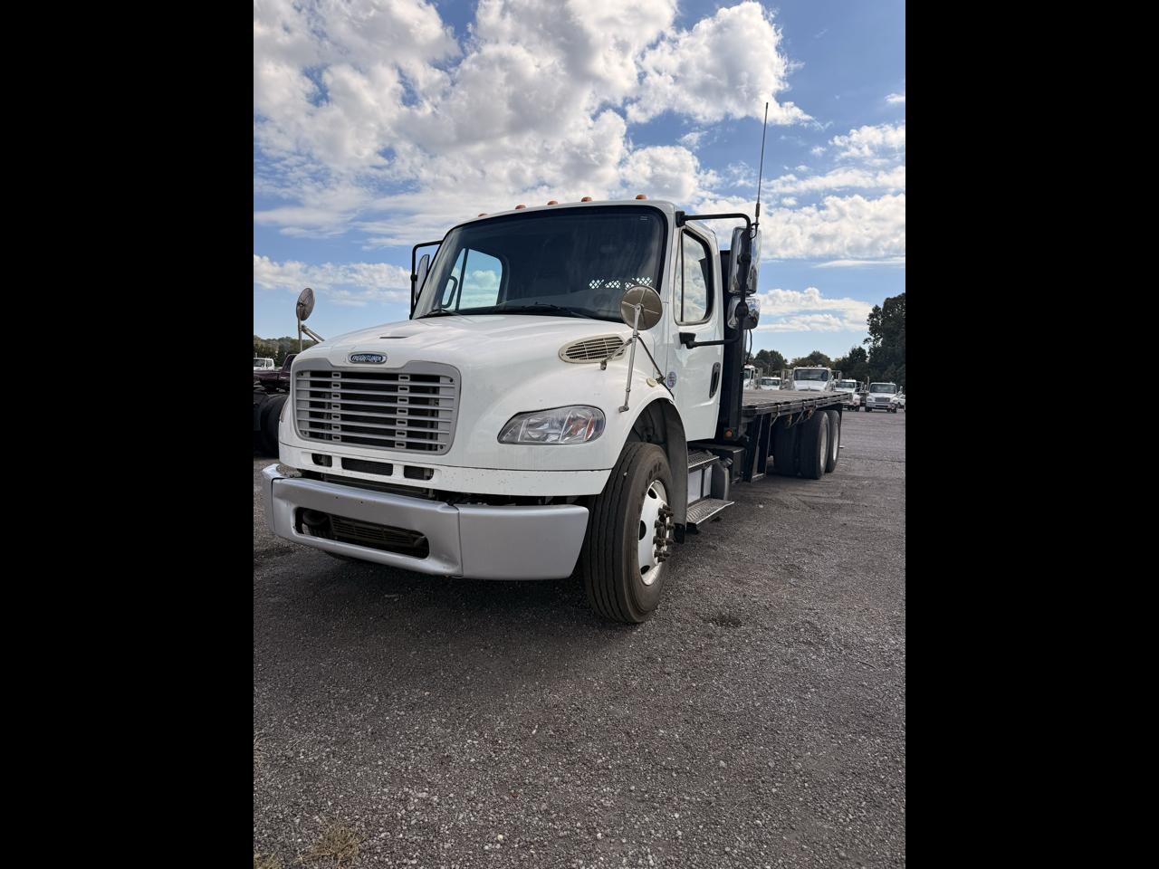 Freightliner M2 106 Medium Duty  2014