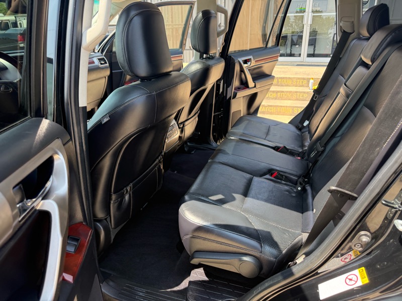 Lexus GX 460 Sport Utility 2013 Lexus GX 460 Sport Utility 2013