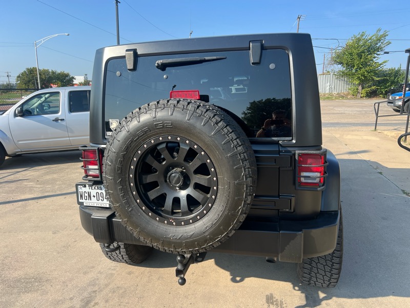 Jeep Wrangler Unlimited Sport 4WD 2013 Jeep Wrangler Unlimited Sport 4WD 2013