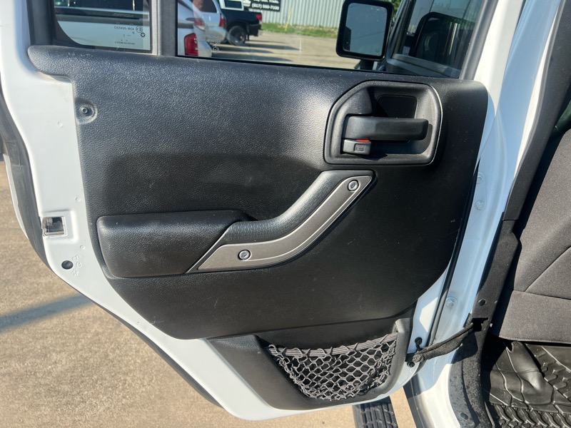 Jeep Wrangler Unlimited Sport 4WD 2013 Jeep Wrangler Unlimited Sport 4WD 2013