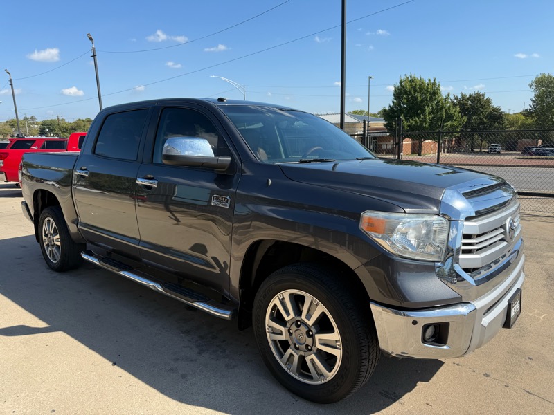 Toyota Tundra Platinum CrewMax 5.7L FFV 4WD 2014 Toyota Tundra Platinum CrewMax 5.7L FFV 4WD 2014